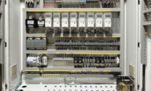 Tủ điều khiển PLC: Giải pháp tự động hóa tối ưu
